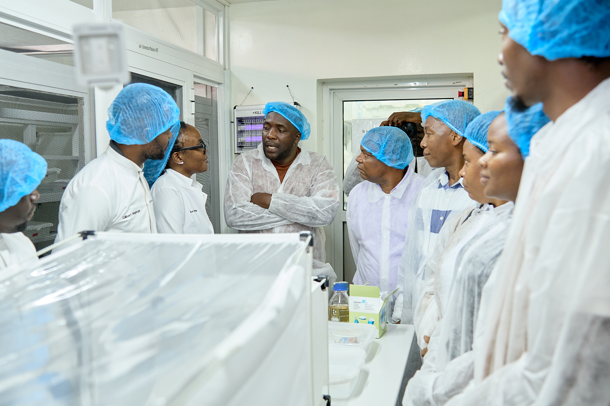 MEDIA TOUR:  Journalists witness gene drive technology innovation for malaria elimination